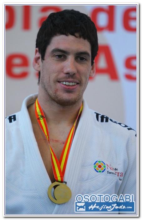 CEU 2011 900046